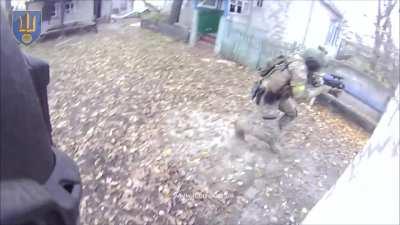 The International Legion is fighting Russian soldiers in the Lugansk oblast. East of Ukraine. Date unknown. Full video in comments