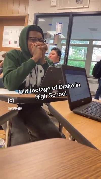 drake is so brave for this 