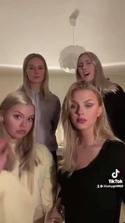 To sing with pretty faces