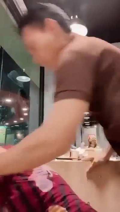 Man Completely Loses It After Woman Pokes Fun At Him While Dining At Restaurant