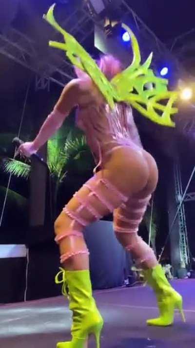 bunda gostosa