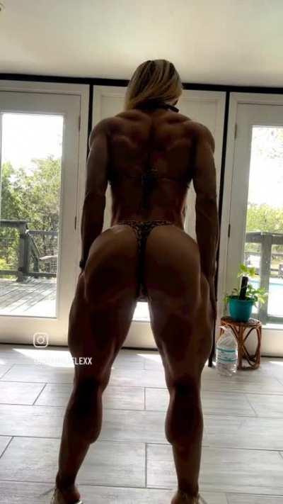 FBB glutes flexed