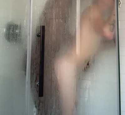 Shower backshots