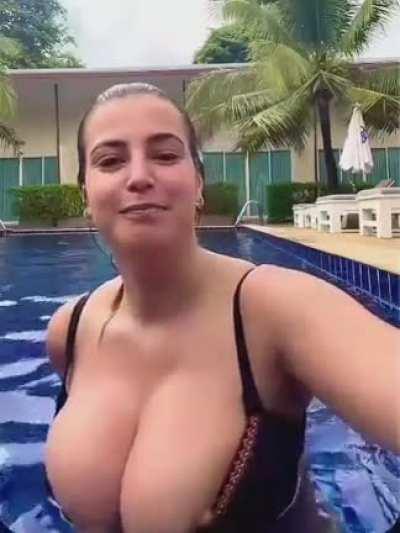 Nipples 