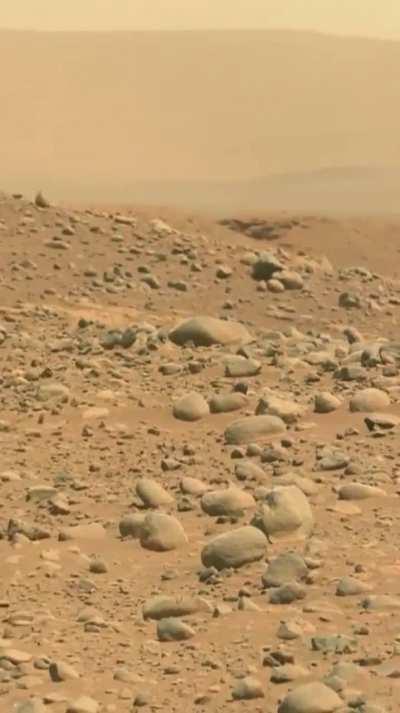 Mars!!! 128 million miles away. Listen to the sounds. FROM: Amazing Astronomy