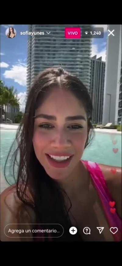 Sofia y sus aventuras deliciosas por miami reviviendo ese rico pezon en vivo 🔥🔥🔥🔥