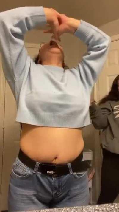 While thing is such a tease Watch till end she gets her belly button poked