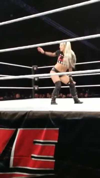 Liv Taunting (different angle)