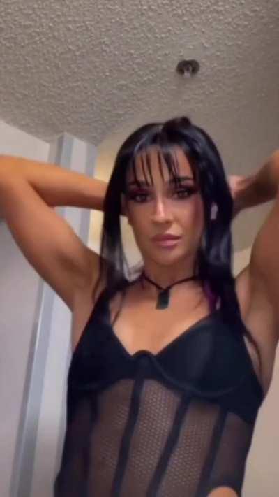 Do you guys want to see more Dakota Kai's Armpits???