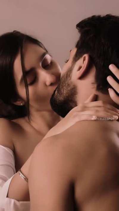 Simrat Kaur HOT intimacy scene from Dirty Hari