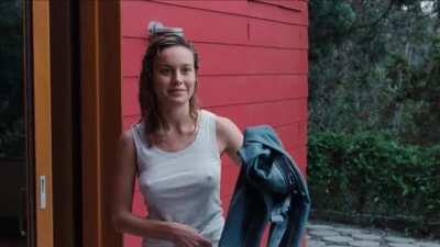 Brie Larson plot in Digging for Fire