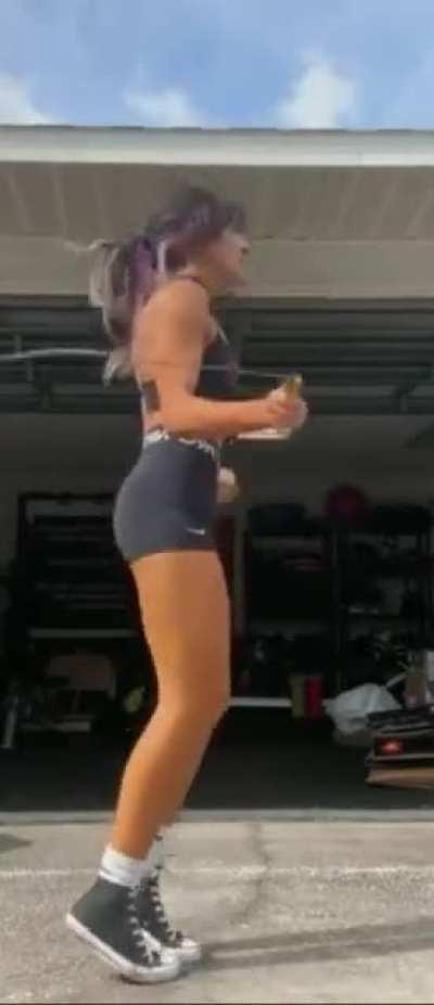 Dakota Kai 