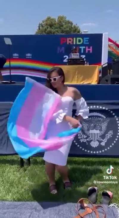 18yr+

Another low for biden

Trans TikTok &quot;influencer&quot; Rose Montoya, posed topless at Biden's White House Pride celebration. 

Biden tells the audience at his Pride Month event: &quot;I see more courage on this lawn than any time I've seen in the recent past&quot;