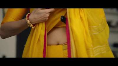 Prachee Shah Paandya rare navel slip