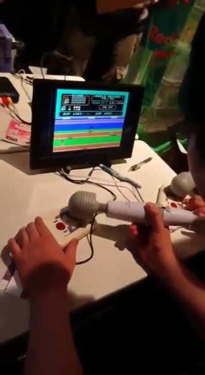 Hacking Retrogames with vibrators