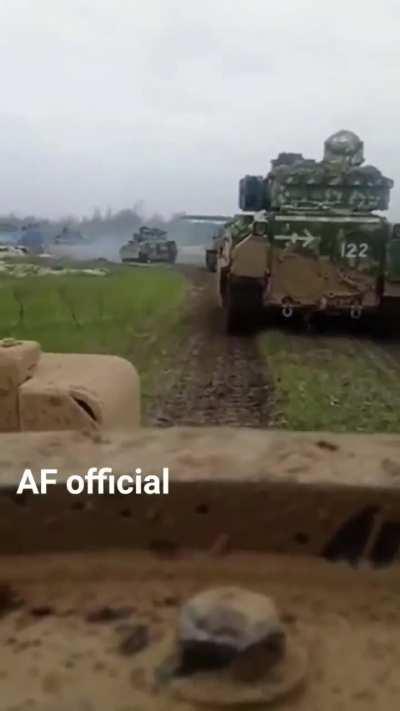 Ukrainian M2 Bradley IFVs on the move.