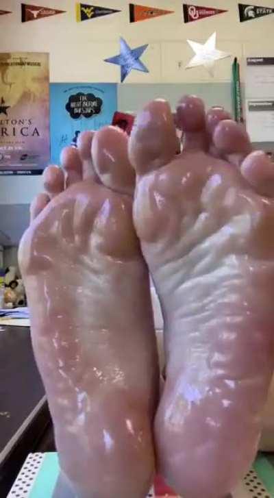 Oily teacher soles