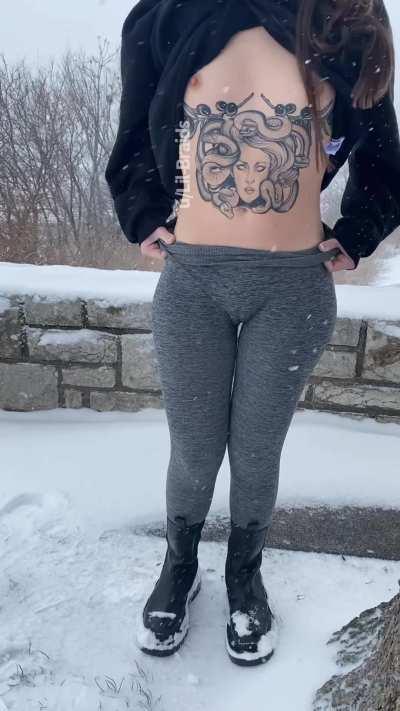 Throwback to when I had camel toe in the snow [gif]