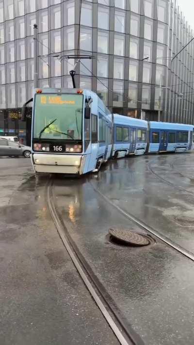 Dancing Manhole in Oslo due to extreme weather and storm hans