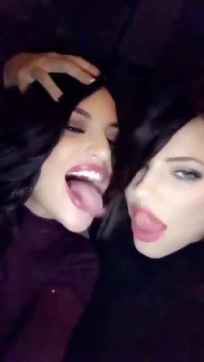 Crazy Tongue Play With Beautiful Babes