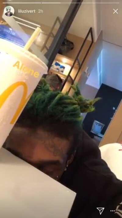 2 years ago today, Uzi was alone enjoying some McDonald’s💀