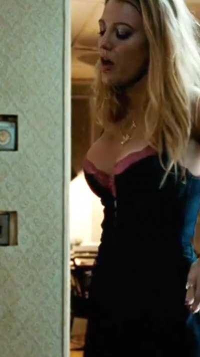 Blake Lively Sex scene in THE TOWN