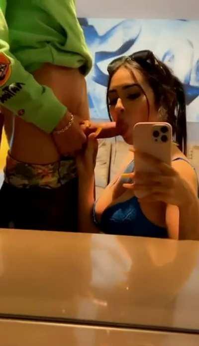 Latina Films Herself Sucking BBC in Mirror