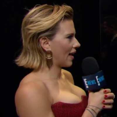 Scarlett Johansson's yummy tits and strong grip