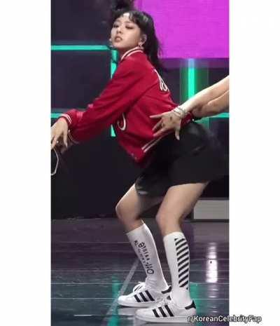 Itzy Yuna Legs