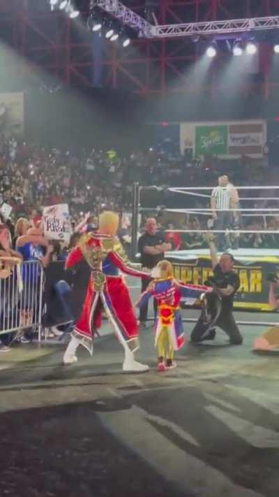 Cody Rhodes getting some assistance during his entrance at tonight's WWE Live Event from Augusta, Georgia 