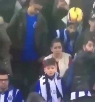 WCGW sitting close to the goal and not watching the game