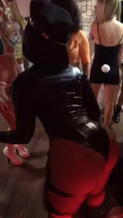 Halloween Twerking