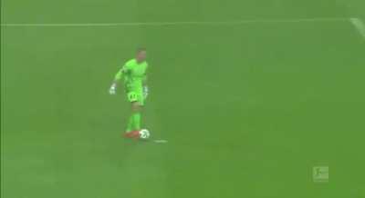 Commentator couldn’t hold his laughter as keeper mistook penalty spot for the ball