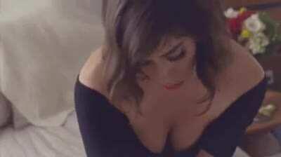 Friend’s sister catching you peeking... [Lizzy Caplan]