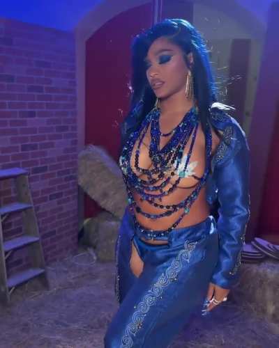 Joseline Hernandez