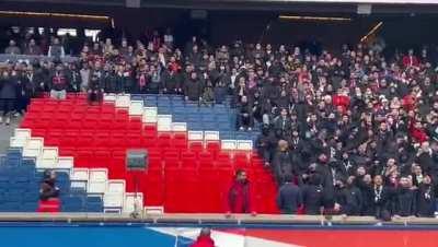 Members from CUP (collectif ultra Paris) singing “Neymar, hijo de puta” in the Auteuil stand