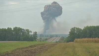 Massive explosion at Ukrainian military ammunitions depot (September 26, 2017)