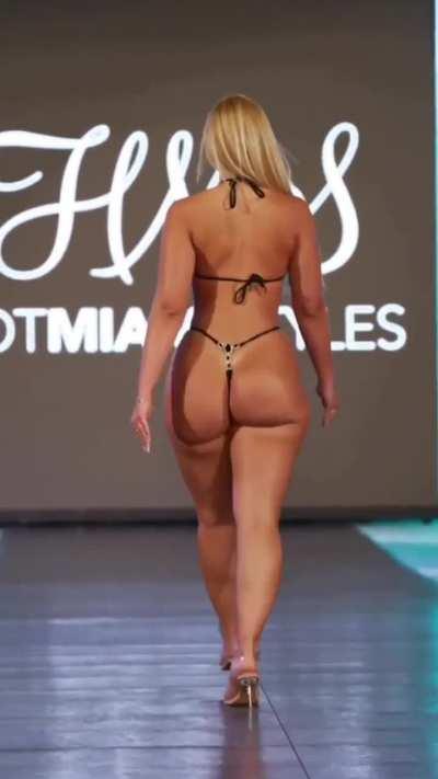 Cat walk hotties