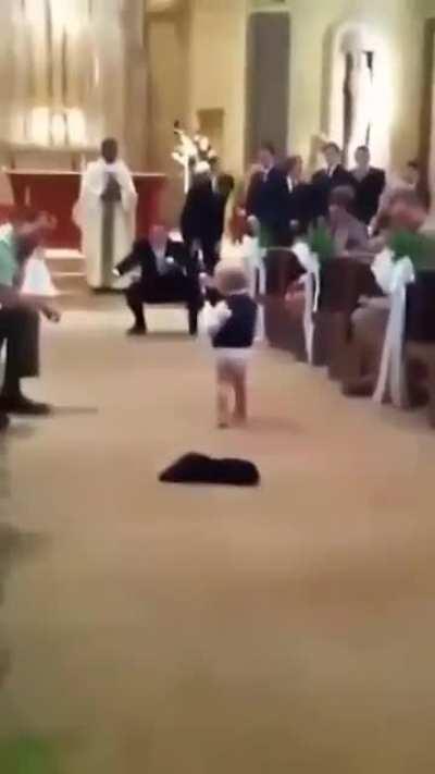 Ring-bearer loses his pants