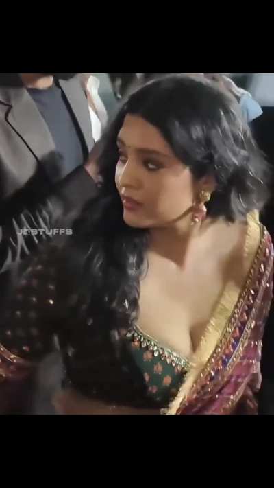 Ritika Singh 