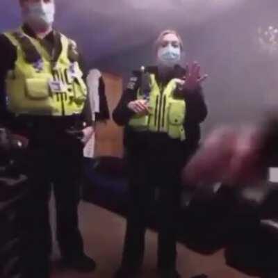 WCGW going live and showing where you are while you’re wanted for assault