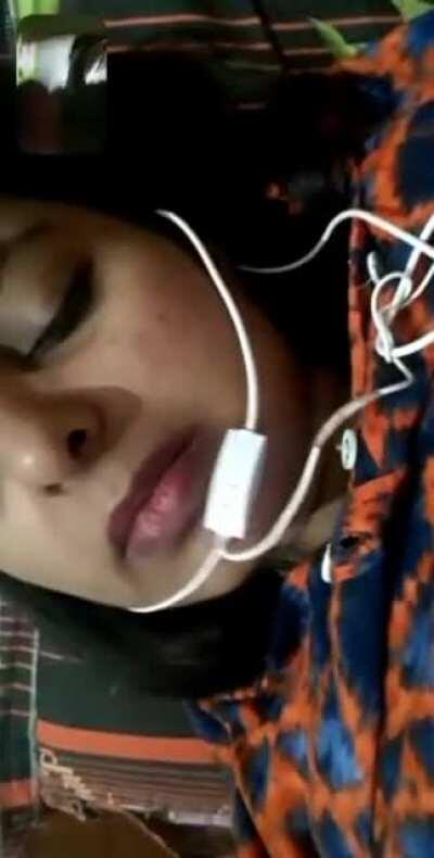 Desi paid girl on video call