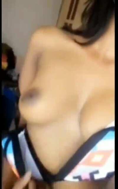 Resha Antony ( . )( . )