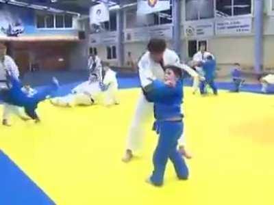 When your president teach you a judo movement