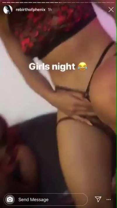 Honey B rubs her🐱at her Lingerie Party