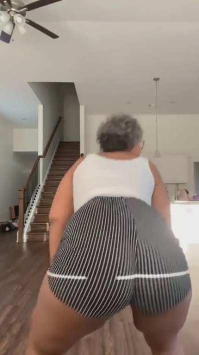 Granny Go Dumb (@grannygodumbest)