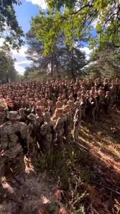 Ukranian battalion singing the national anthem hours before the Kharkiv offensive