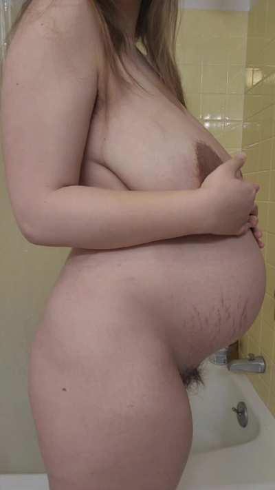 Showers feel better pregnant, but even better if I had company