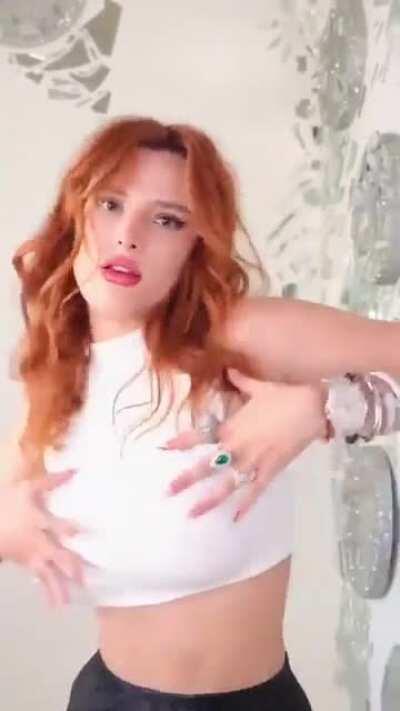 Bella Thorne