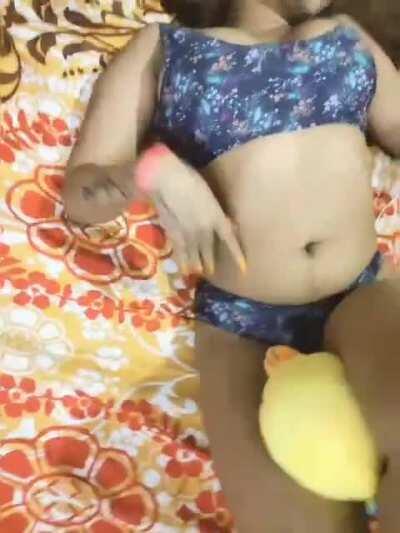 Anam Khan - Soft Video